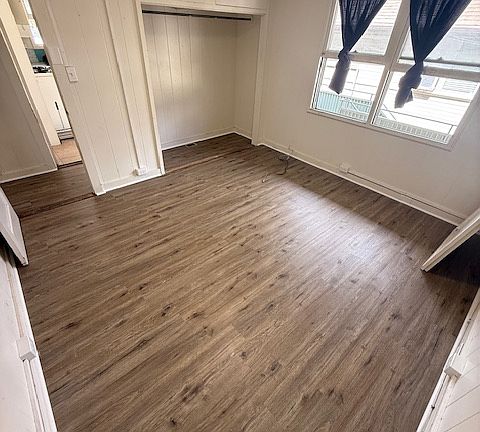 4th image of 702 University Ave APT 1