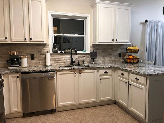 2nd image of 3090 Cooper Woods Dr