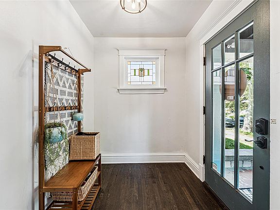2nd image of 5068 Milentz Ave