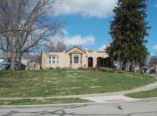 206 Aberdeen Dr, Middletown, OH 45042