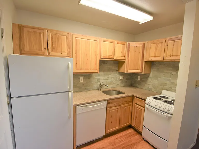 963 Marine St #4-6-7 — Photo 10