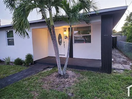 4 bed, 1400 sqft, $3,800 — Photo 2