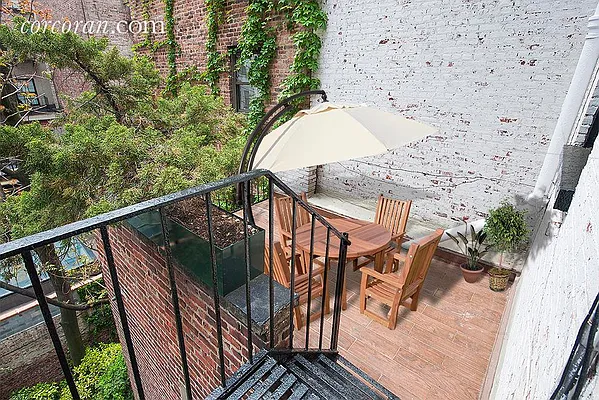 Rented by Corcoran | media 16