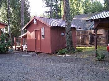 4th image of 166 Mount Rainier Dr