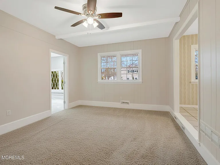 429 Lake Ave — Photo 20