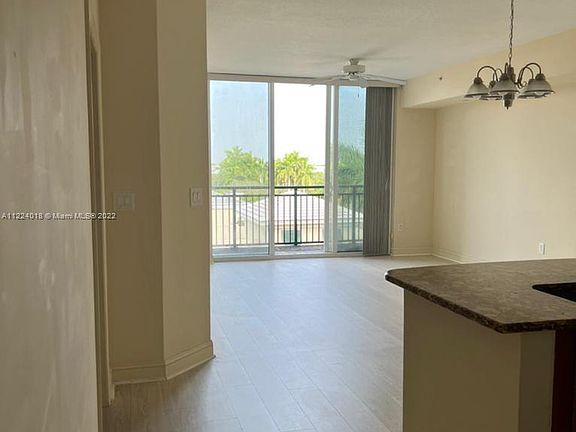 5th image of 510 NW 84th Ave APT 543
