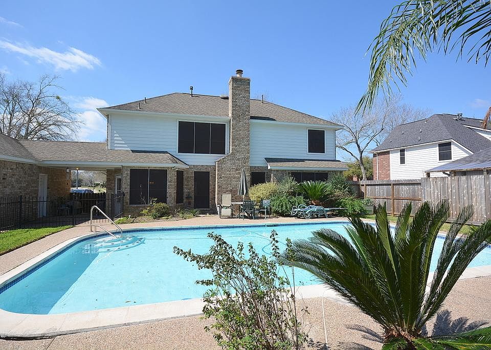 1st image of 2906 Old South Dr