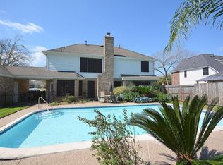 2906 Old South Dr, Richmond, TX 77406
