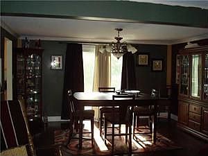 5th image of 18 Regalwood Dr
