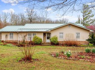 1054 County Road 6160, Dora, MO 65637