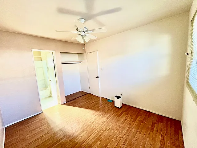 2055 N Morena Blvd — Photo 9