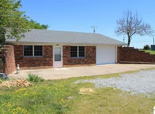 1939 Princeton Rd, Cadiz, KY 42211