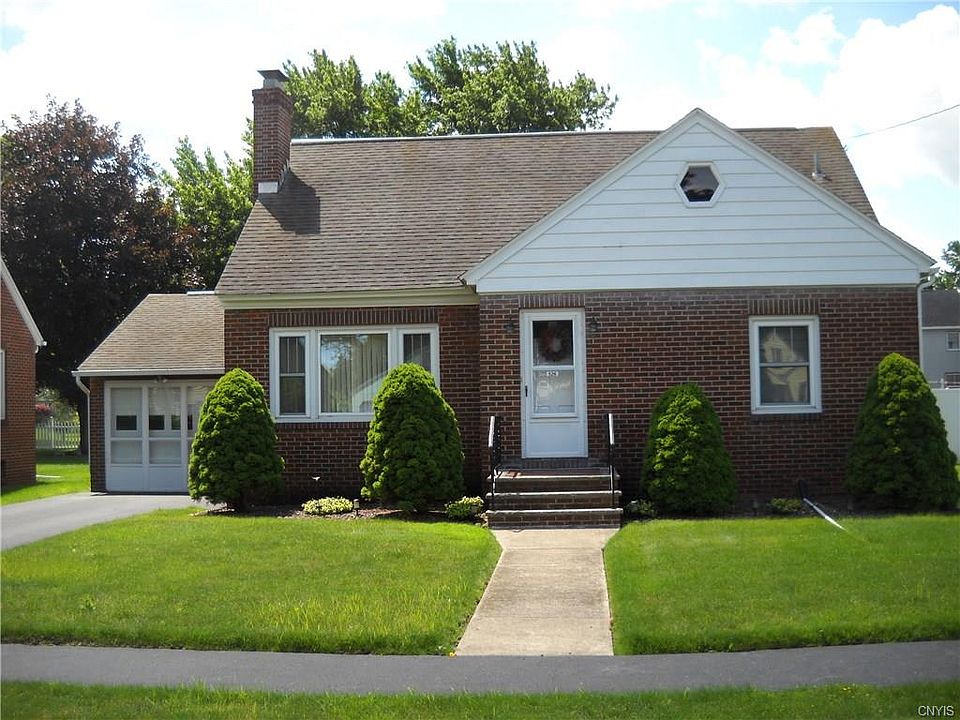 1st image of 526 Orwood Pl