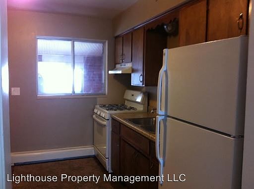4th image of 1950 Porter St SW APT 3