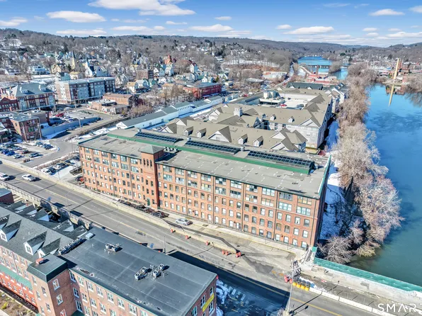 145 Canal Street #205, Shelton, CT 06484