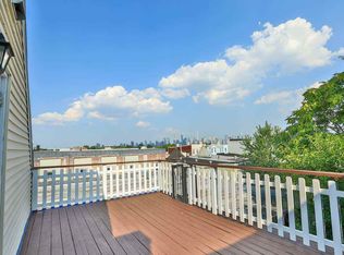 564 Hudson Ave #2, Weehawken, NJ 07086