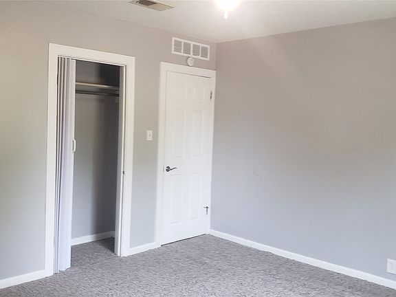 5th image of 7715 Glover St