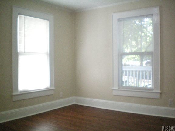 4th image of 66 S Gaither Ave
