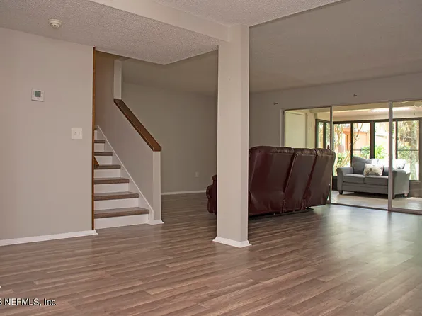 319 GREENCASTLE Drive #58, Jacksonville, FL 32225