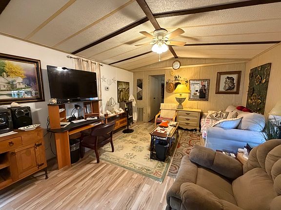 5th image of 102 Palmyra Ct