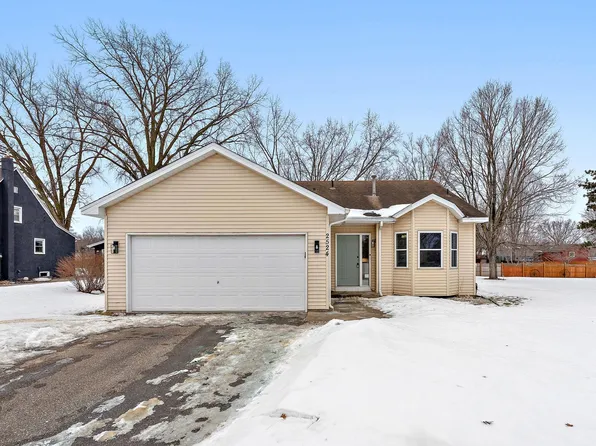 2524 131st Ave NW, Coon Rapids, MN 55448