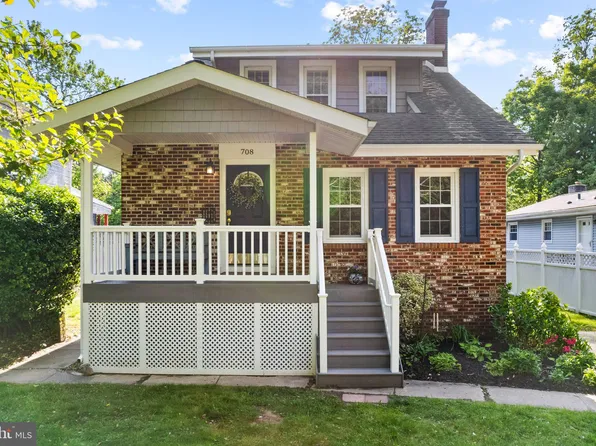 708 Grove St, Haddonfield, NJ 08033
