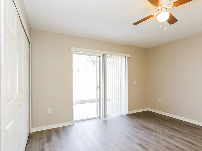 17031 Ongar Ct — Photo 7