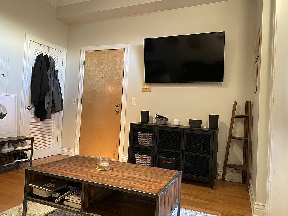 1st image of 2220 N Sedgwick St #303