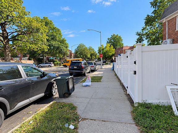 3rd image of 7012 141st Street