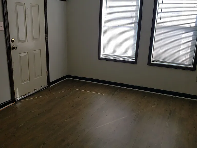 232 E Paces Dr — Photo 17