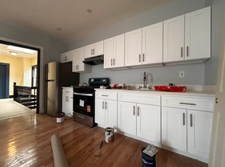 2883 E 196th St APT 2, Bronx, NY 10461