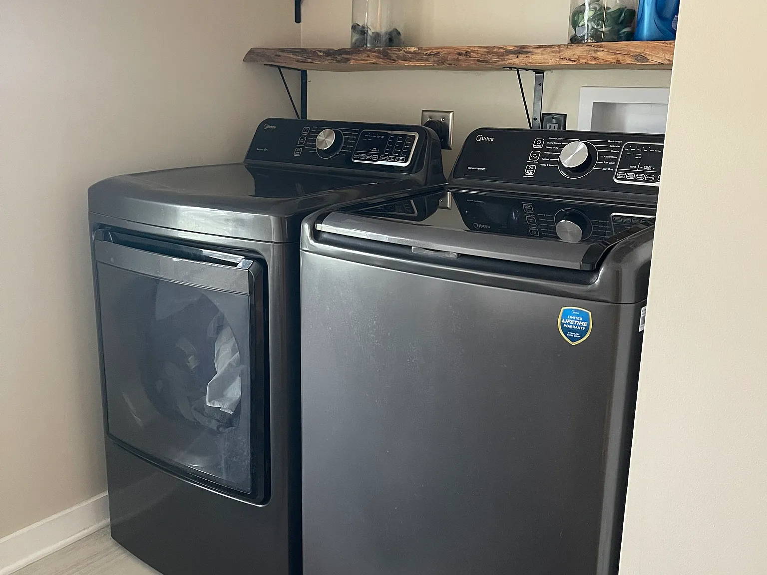2 bed, 1.5 bath, 1100 sqft, $1,850 — Photo 3