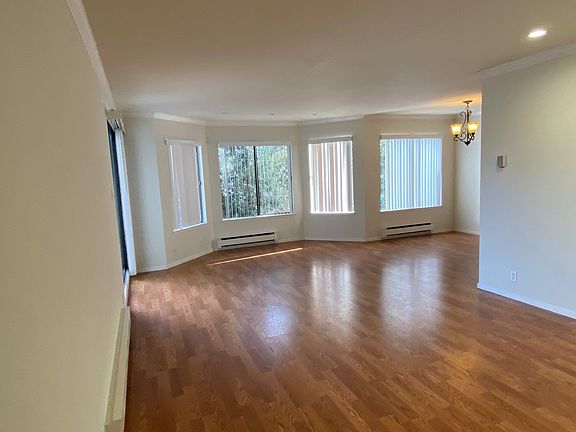 3rd image of 3309 21st St Unit 4