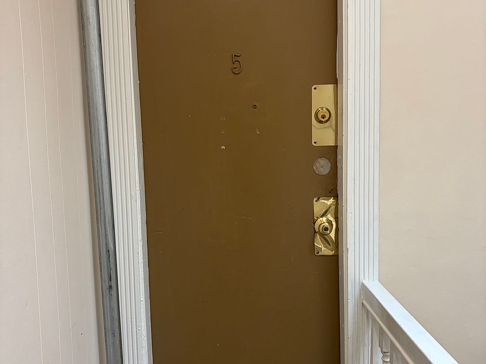 1st image of 895 Huntington Ave APT 5