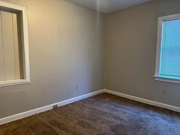 3rd image of 3647 Douglass Ave