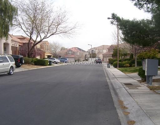 3rd image of 1721 Tesara Vista Pl