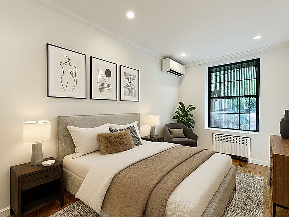 4th image of 358 Henry St APT 1R