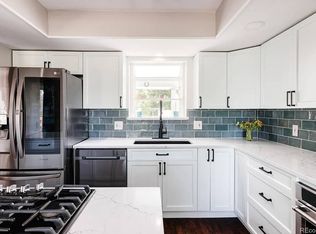 2610 S Vaughn Way APT A, Aurora, CO 80014