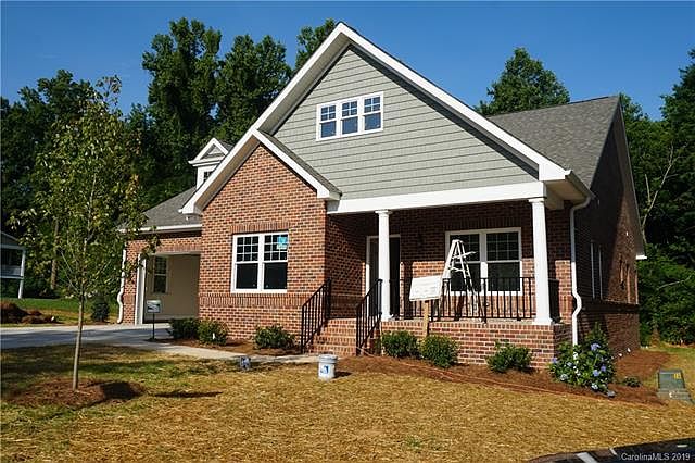 1st image of 1015 Lasalle Ln #16