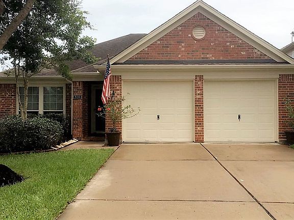2nd image of 856 Rock Harbor Ln