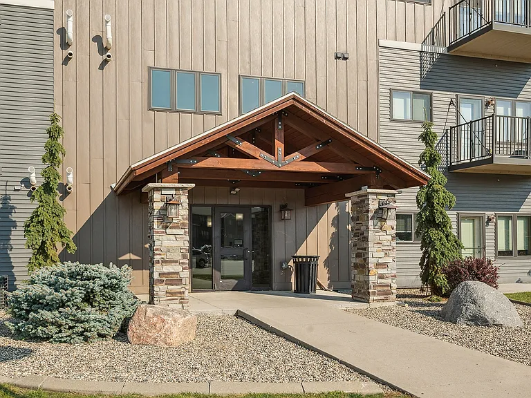 Deer Ridge Apartment Homes — Photo 19