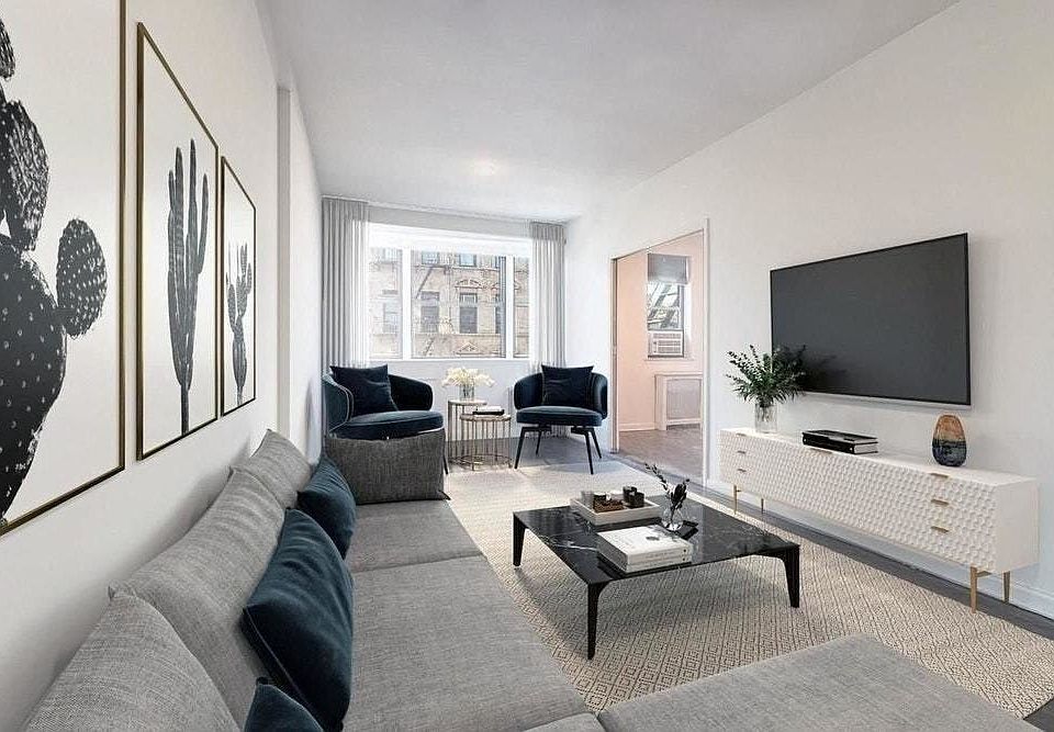 1st image of 107 Saint Marks Pl APT 5E