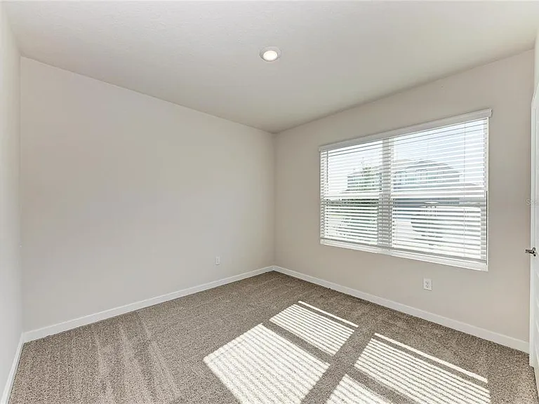 18143 Wheathouse Pl — Photo 33