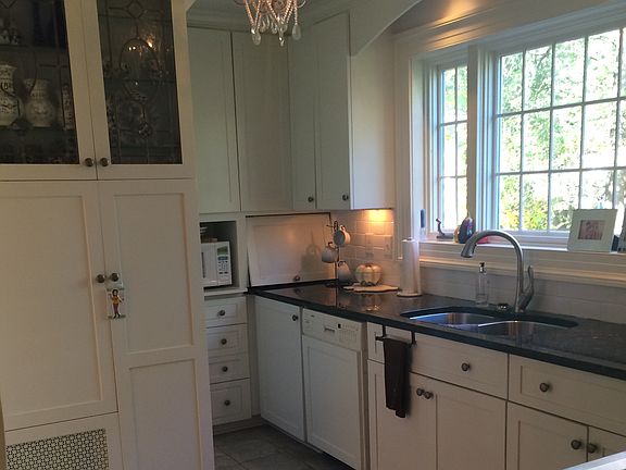 2nd image of 5506 Grove Ave