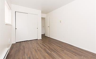 1st image of 829 Continental Ct #4