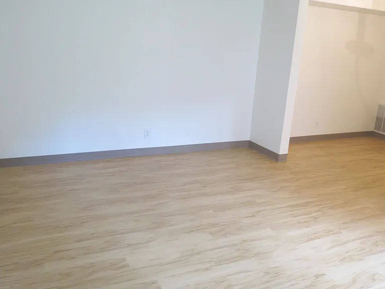 5712 Phillips Ave #B5 — Photo 10