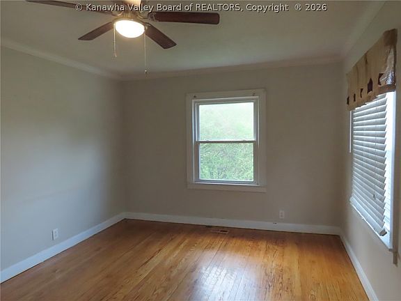 5th image of 2649 Evergreen Dr