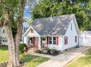 1108 Summer St, Pekin, IL 61554