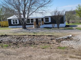 180 Wilson Ct, Rhome, TX 76078