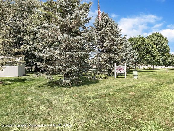 2nd image of 2874 Twelve Oaks Dr